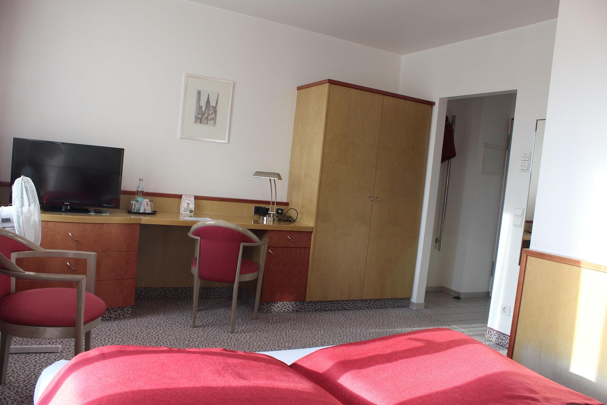 LeoMar Flatrate Hotel Ulm Exterior foto