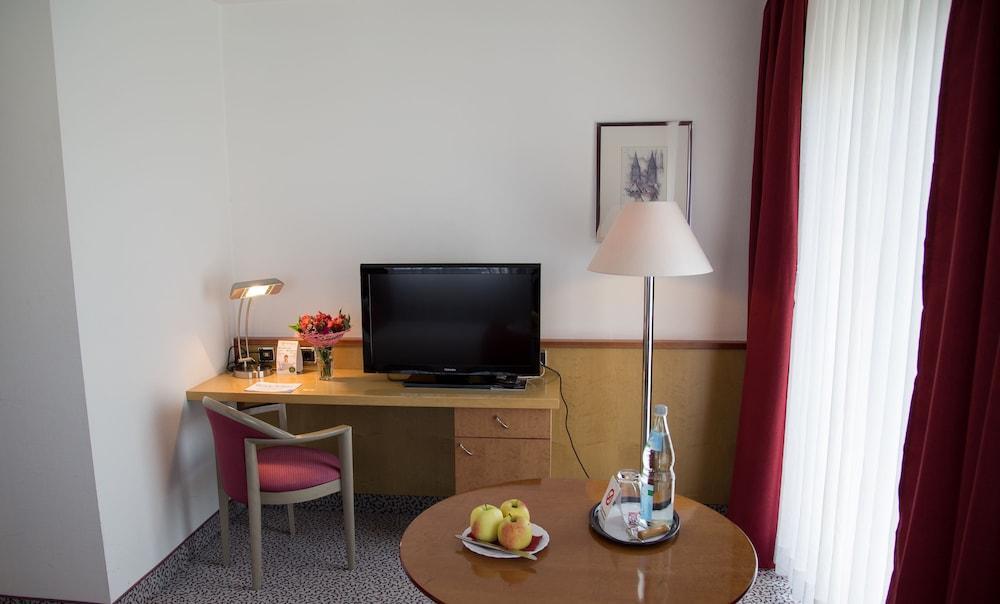 LeoMar Flatrate Hotel Ulm Exterior foto