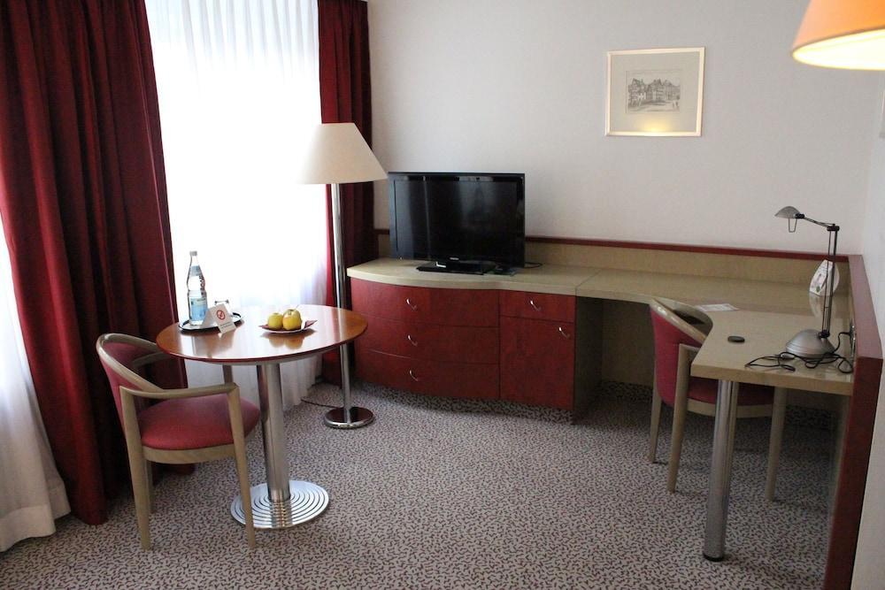 LeoMar Flatrate Hotel Ulm Exterior foto