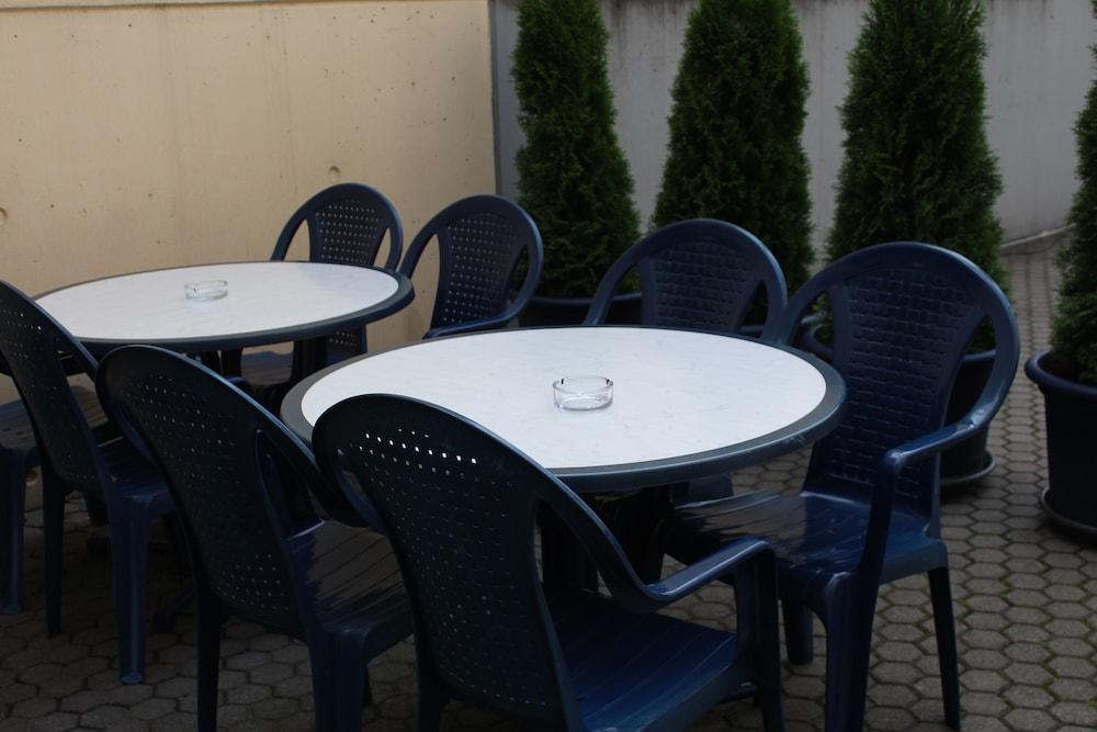 LeoMar Flatrate Hotel Ulm Exterior foto